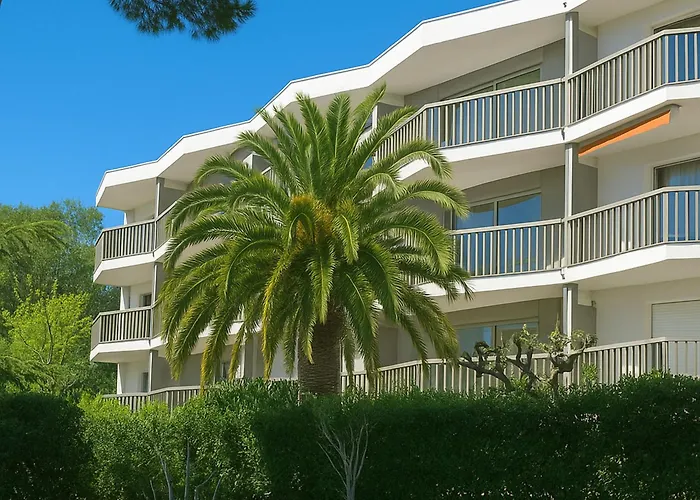 Au Racou A 100m De La Avec Piscine Et Parking - Fr-1-732-7